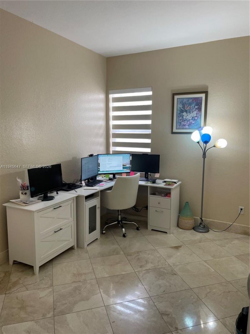 3725 NE 11th St, Homestead, FL 33033 Photo