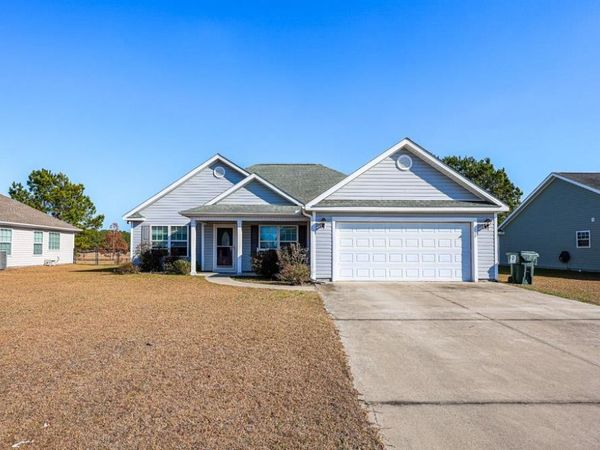 132 Blue Jacket Dr., Galivants Ferry, SC 29544