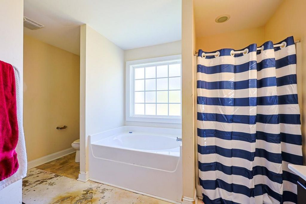 132 Blue Jacket Dr. Photo 19