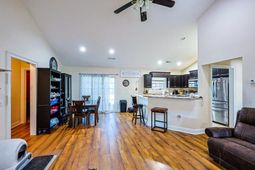 132 Blue Jacket Dr. photo 4