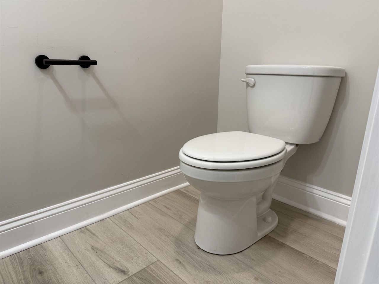 191 Carlisle Way Photo 22