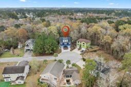 191 Carlisle Way photo 4