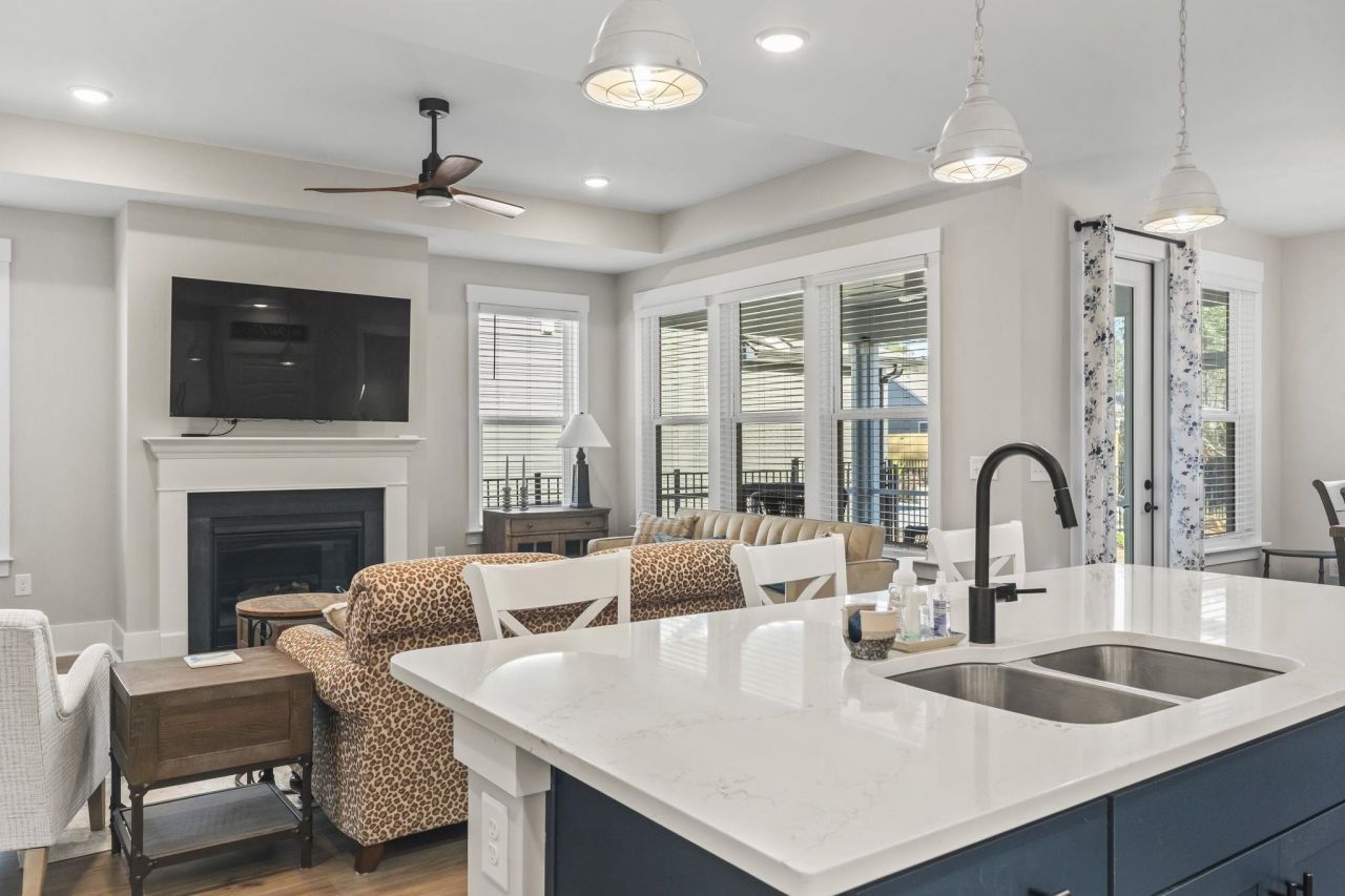 1229 Winding Creek Way Photo 17