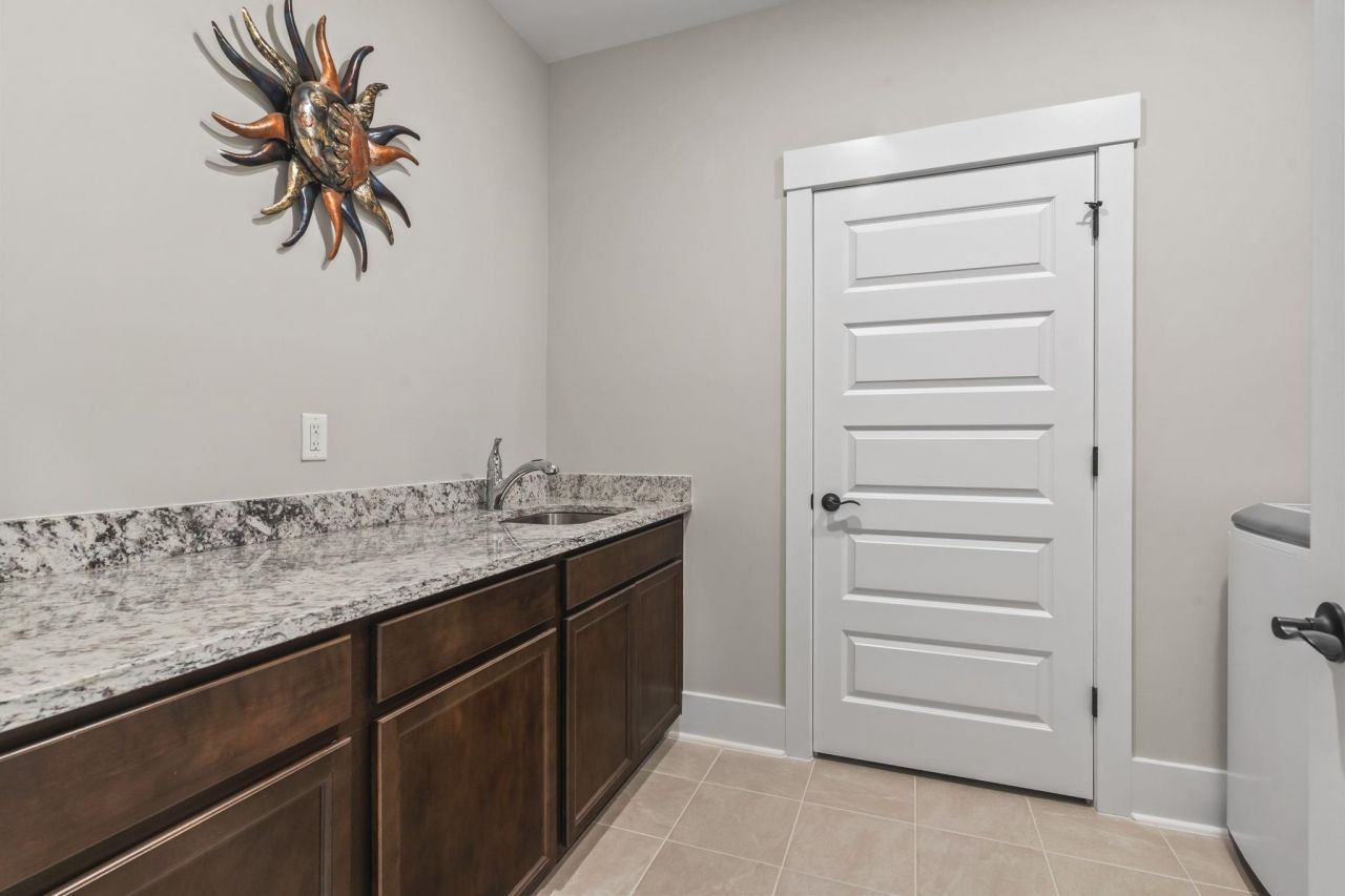 1229 Winding Creek Way Photo 25