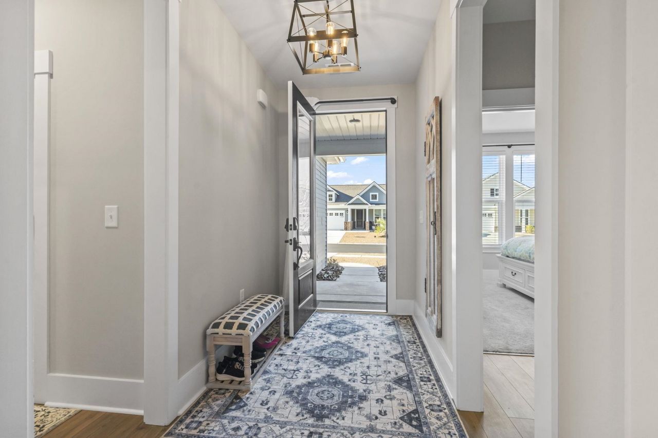 1229 Winding Creek Way Photo 3