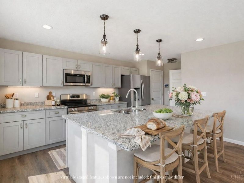 714 West Arlington Drive, Trenton, OH 45067 Photo 3