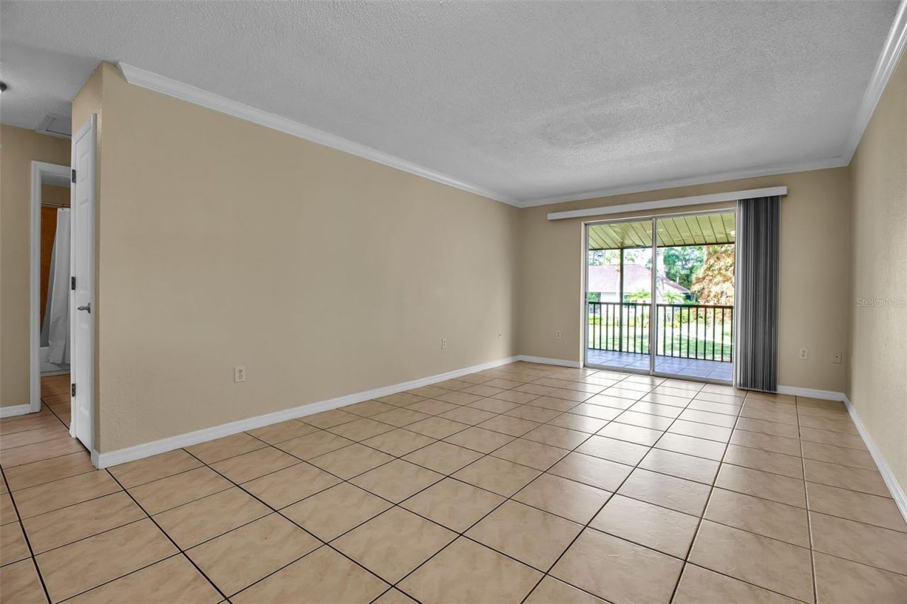 960 La Costa Circle, Unit 2, Sarasota, FL 34237 Photo
