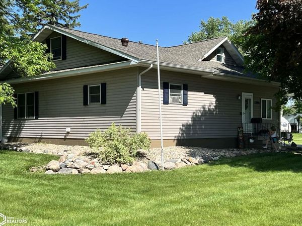 1390 State Street, Garner, IA 50438