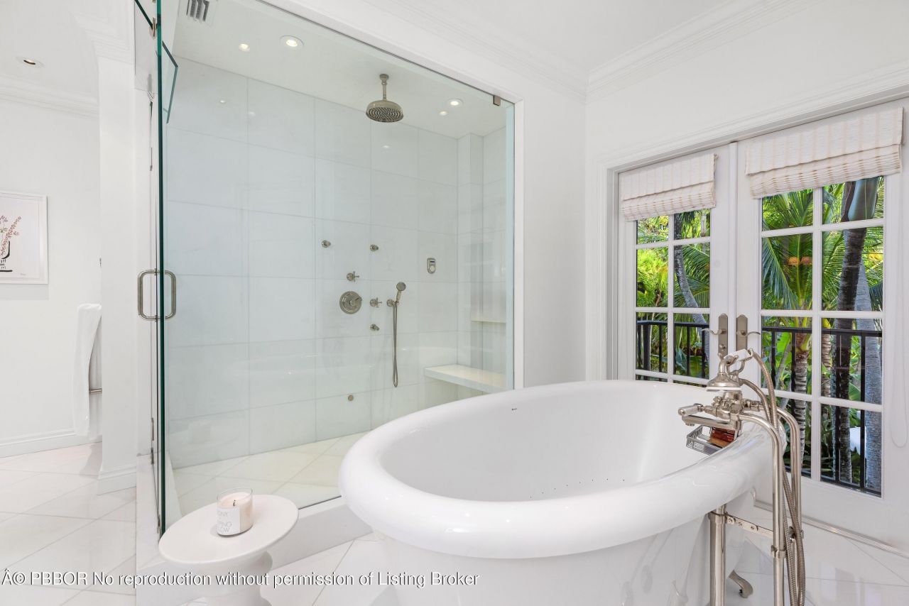 9 Via Vizcaya, Palm Beach, FL 33480 Photo