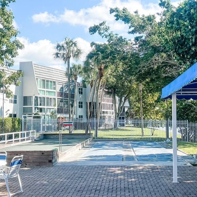 9200 Lime Bay Boulevard, Unit 312, Tamarac, FL 33321 Photo