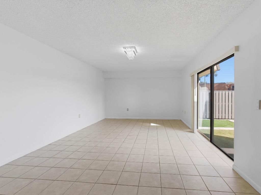 4112 41st Way, West Palm Beach, FL 33407 Photo