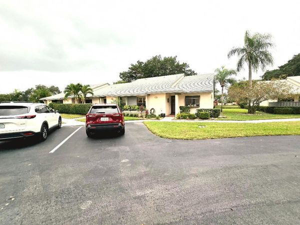 8462 Boca Glades Boulevard E, Boca Raton, FL 33434