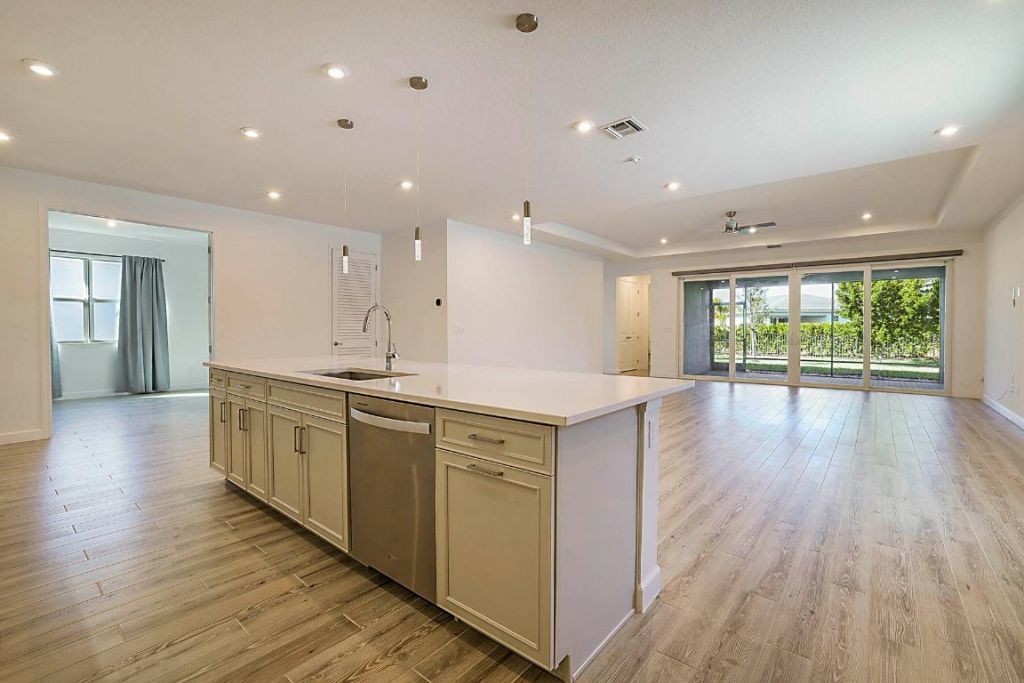 9833 SW Isabelline Drive, Port Saint Lucie, FL 34987 Photo