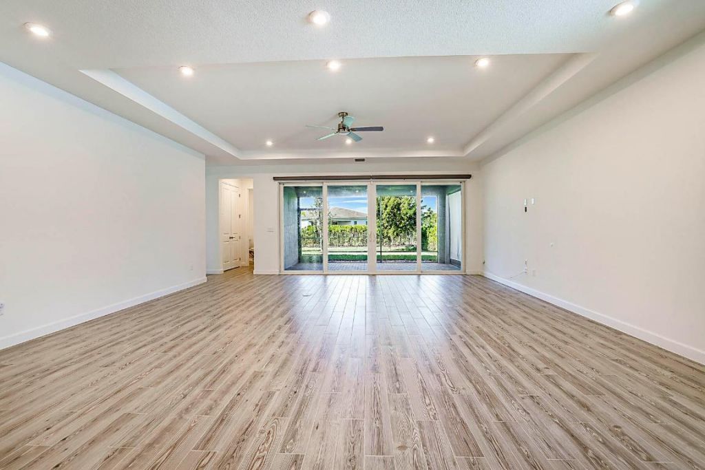 9833 SW Isabelline Drive, Port Saint Lucie, FL 34987 Photo