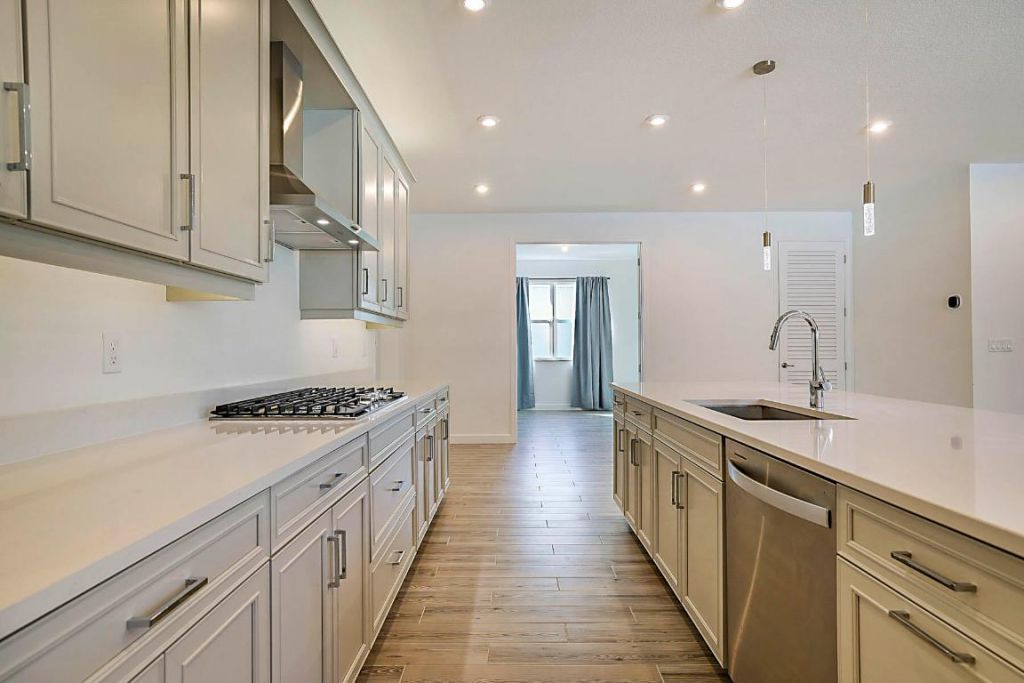 9833 SW Isabelline Drive, Port Saint Lucie, FL 34987 Photo