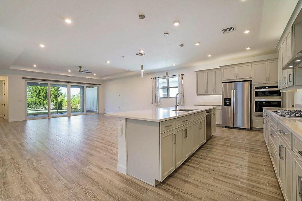 9833 SW Isabelline Drive, Port Saint Lucie, FL 34987 Photo