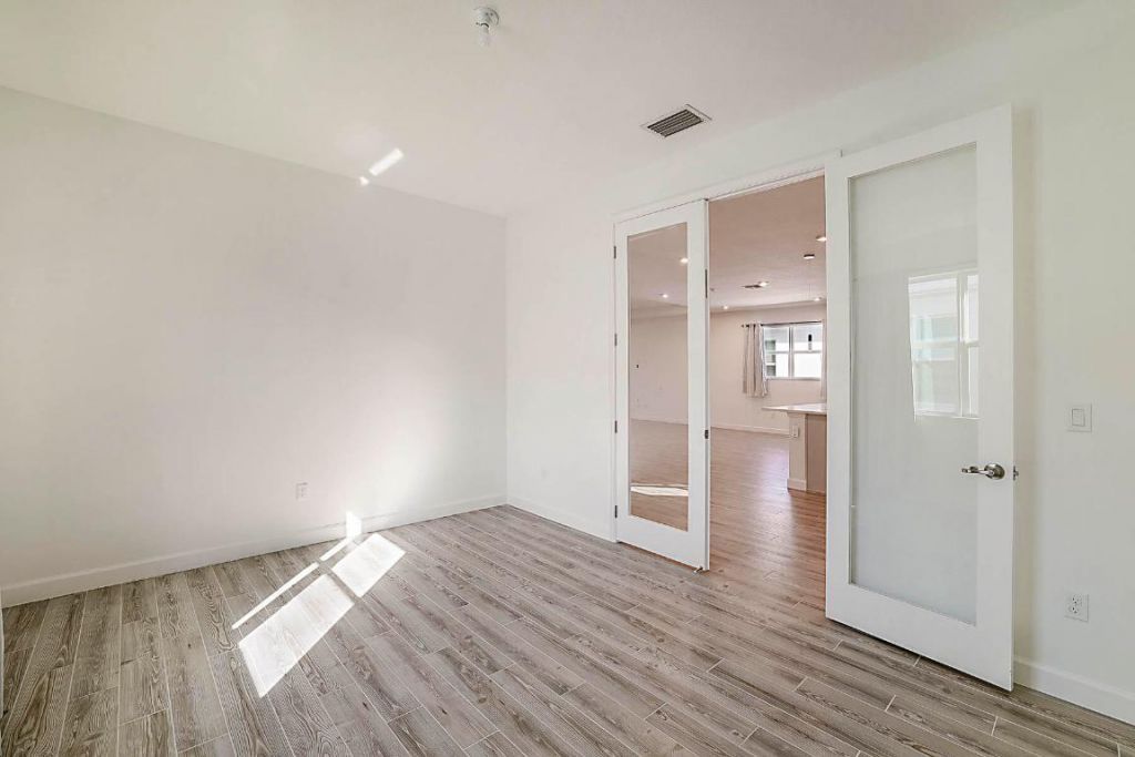 9833 SW Isabelline Drive, Port Saint Lucie, FL 34987 Photo