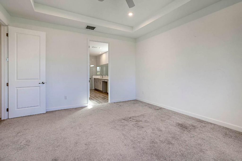 9833 SW Isabelline Drive, Port Saint Lucie, FL 34987 Photo