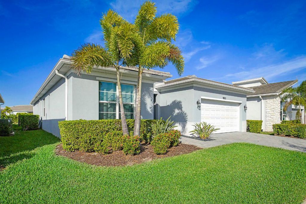 9833 SW Isabelline Drive, Port Saint Lucie, FL 34987 Photo