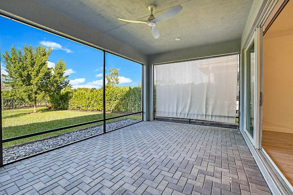9833 SW Isabelline Drive, Port Saint Lucie, FL 34987 Photo