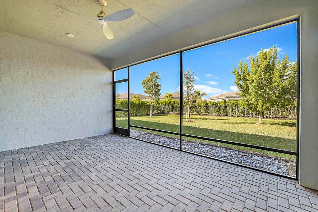 9833 SW Isabelline Drive, Port Saint Lucie, FL 34987 Photo