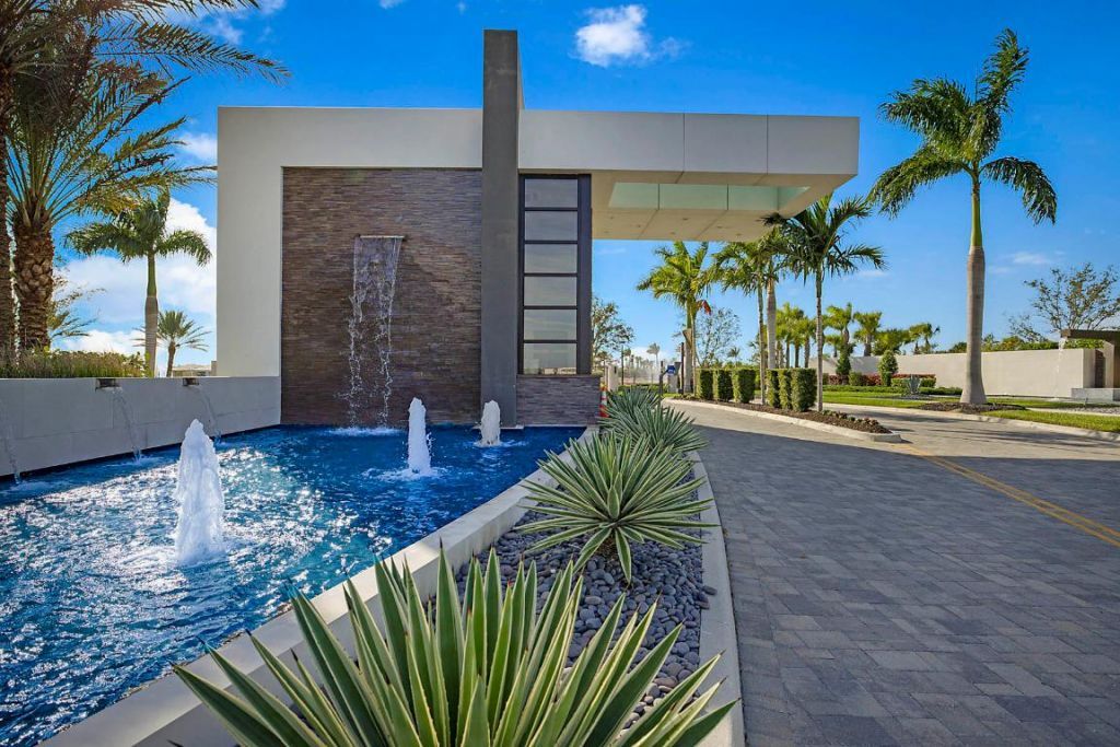 9833 SW Isabelline Drive, Port Saint Lucie, FL 34987 Photo