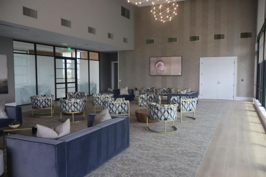 9833 SW Isabelline Drive, Port Saint Lucie, FL 34987 Photo