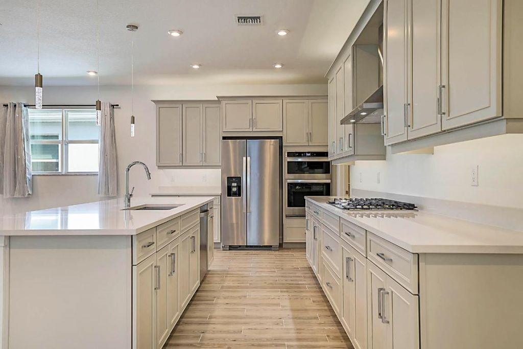 9833 SW Isabelline Drive, Port Saint Lucie, FL 34987 Photo