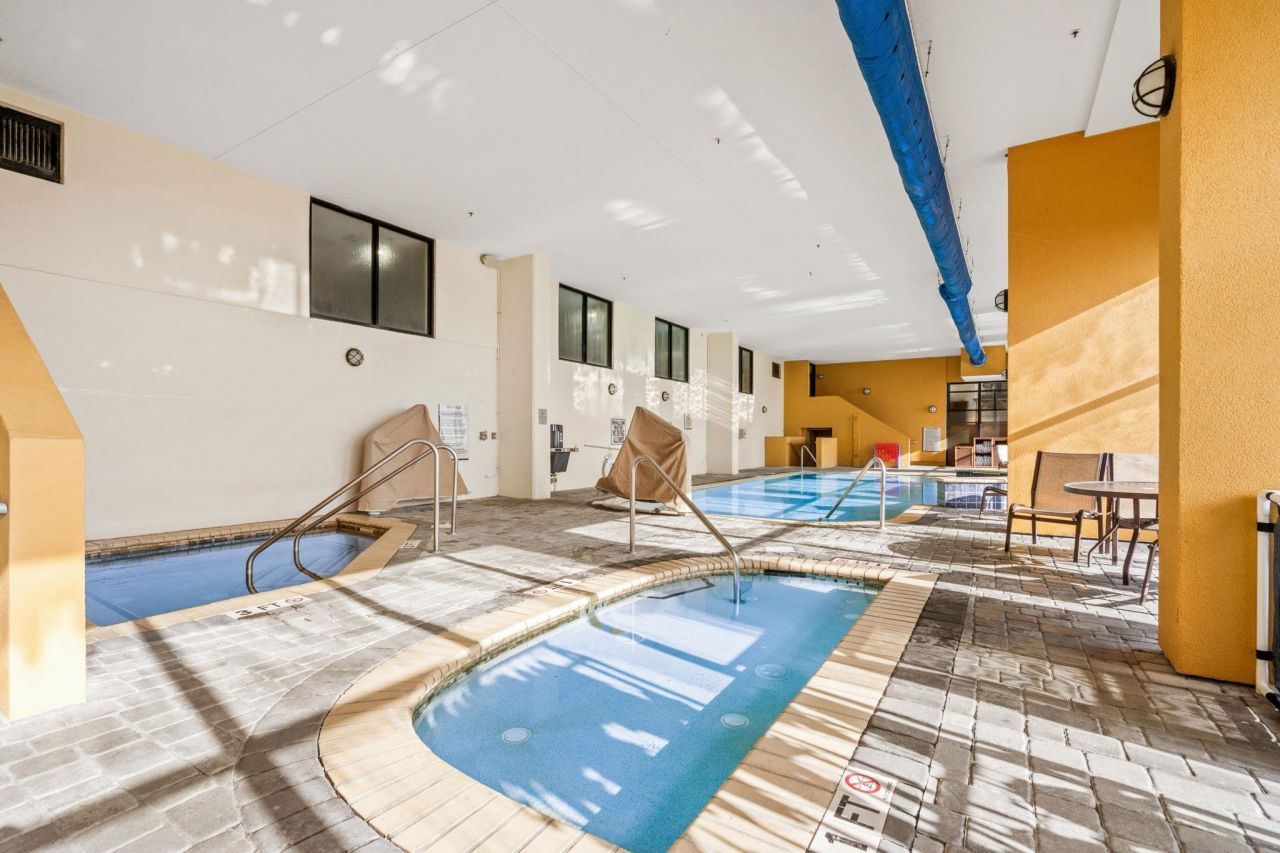 2600 N Ocean Blvd. Photo 35