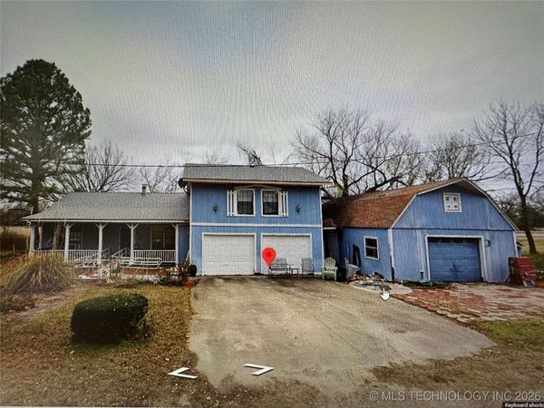 24215 B Street , Schulter, OK 74437