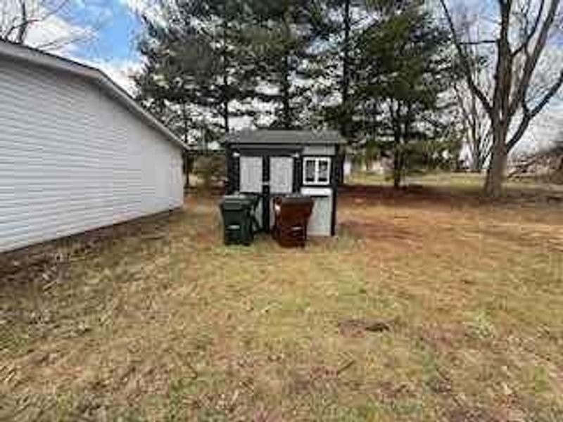 385 Grant Street, Harveysburg, OH 45032 Photo 4