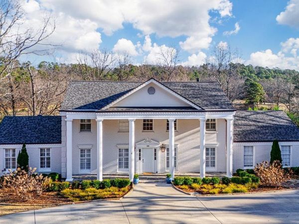 26 Pebble Beach Drive, Little Rock, AR 72212