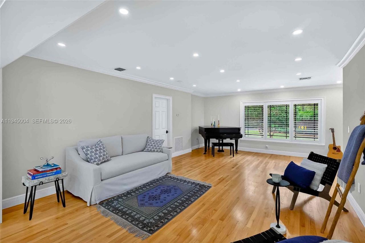 13945 Cartee Rd, Palmetto Bay, FL 33158 Photo