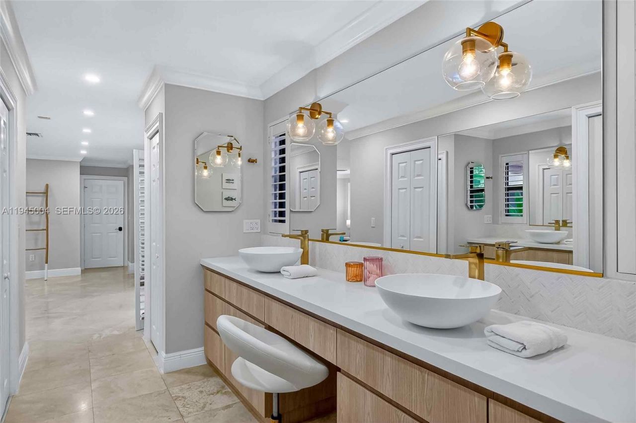 13945 Cartee Rd, Palmetto Bay, FL 33158 Photo