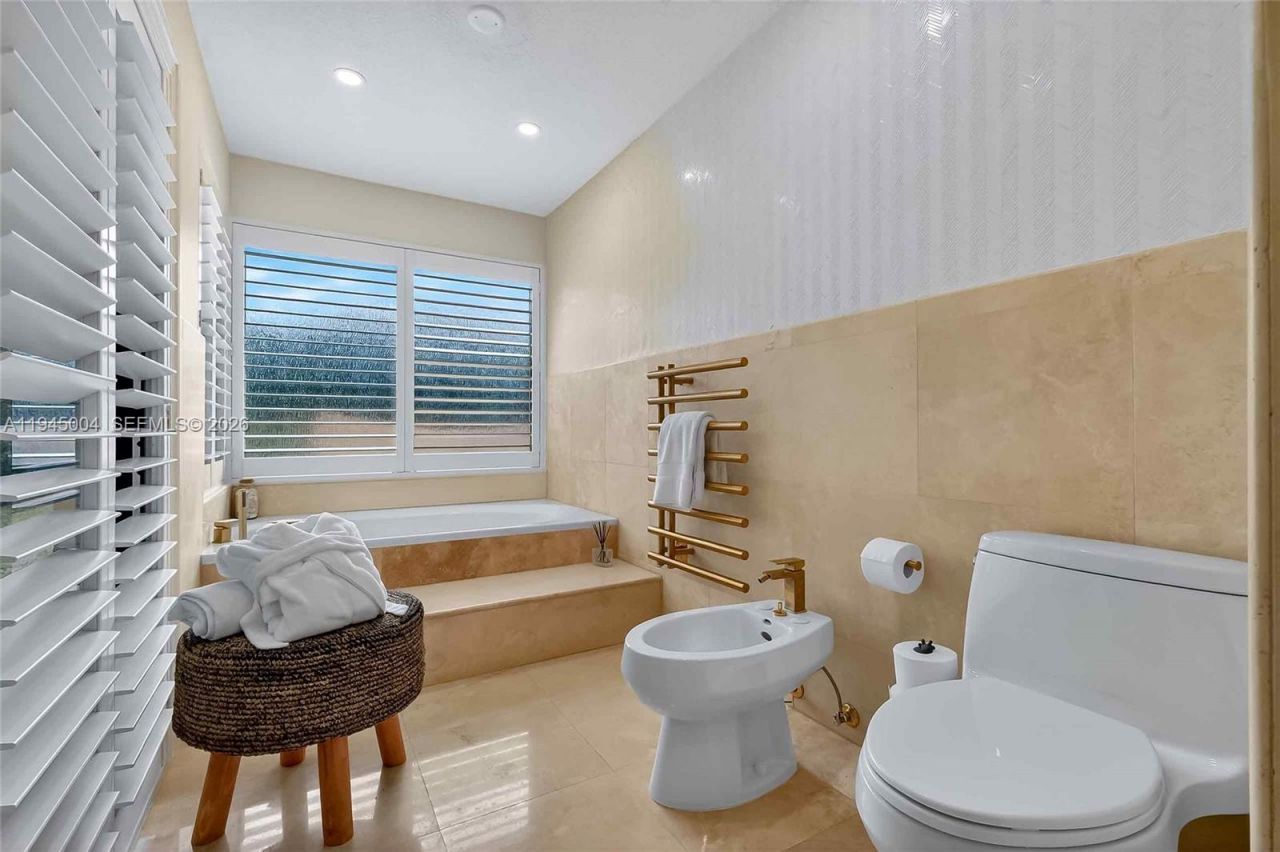 13945 Cartee Rd, Palmetto Bay, FL 33158 Photo