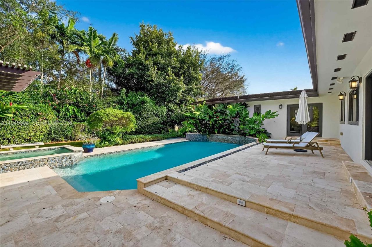 13945 Cartee Rd, Palmetto Bay, FL 33158 Photo