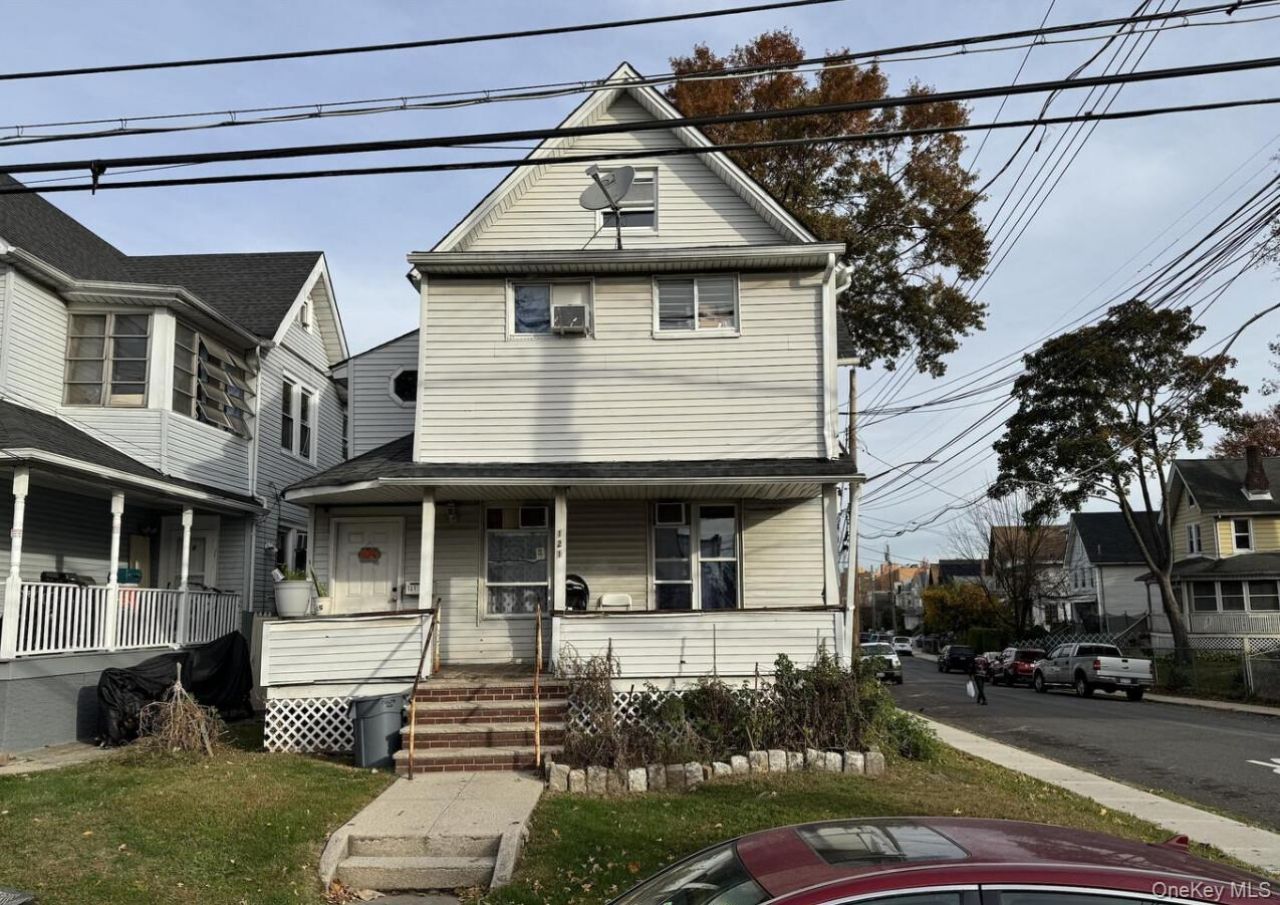121 Harrison Avenue, Staten Island, NY 10302 Main Photo