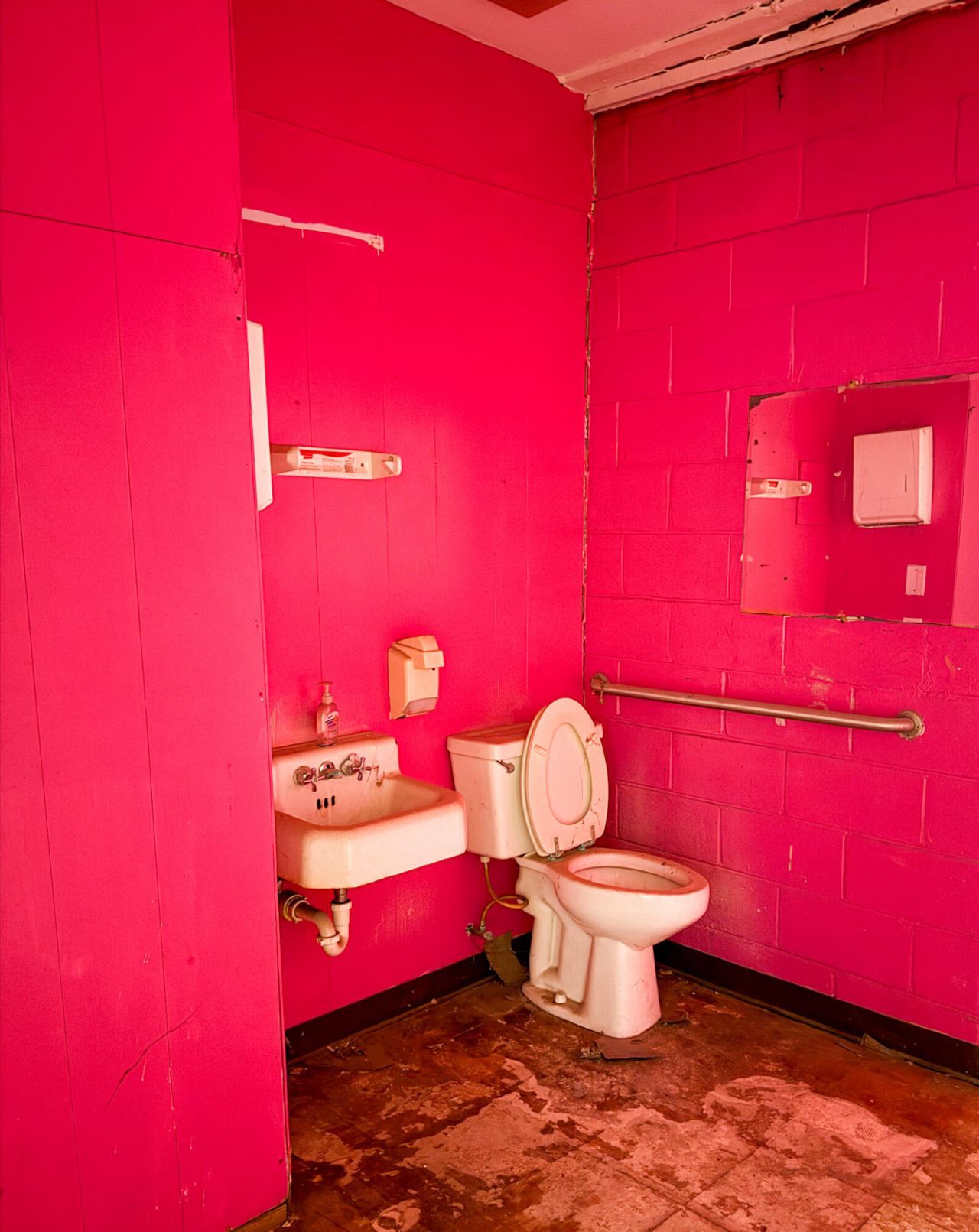 723 S Jefferies Boulevard  Photo 15