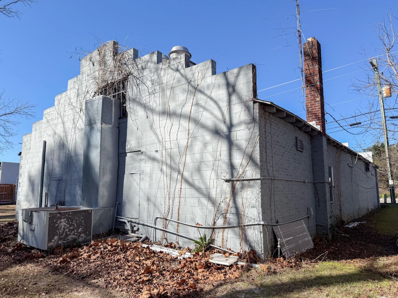 723 S Jefferies Boulevard  Photo 5