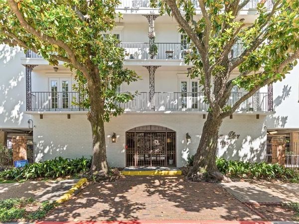 1765 COLISEUM Street, Unit 303, New Orleans, LA 70130