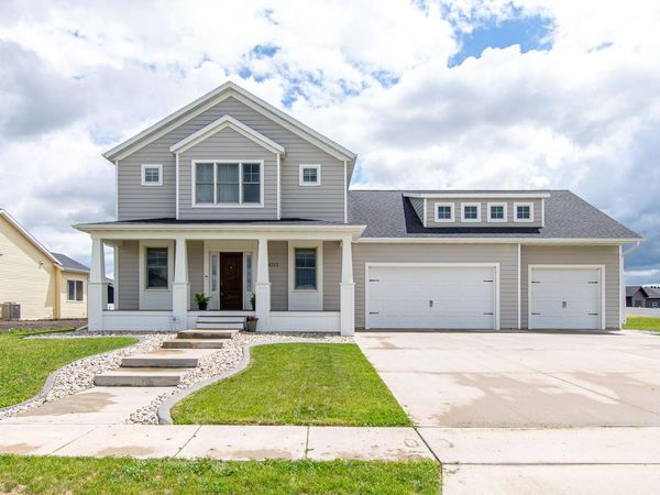 4717 11th Street W, West Fargo, ND 58078