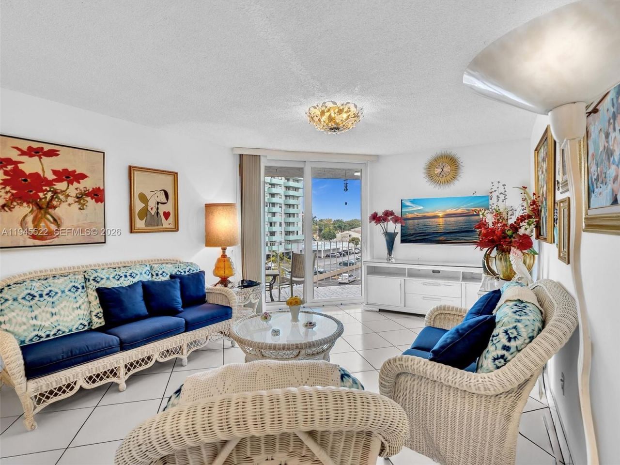 1750 W 46th St , Unit 404, Hialeah, FL 33012 Photo