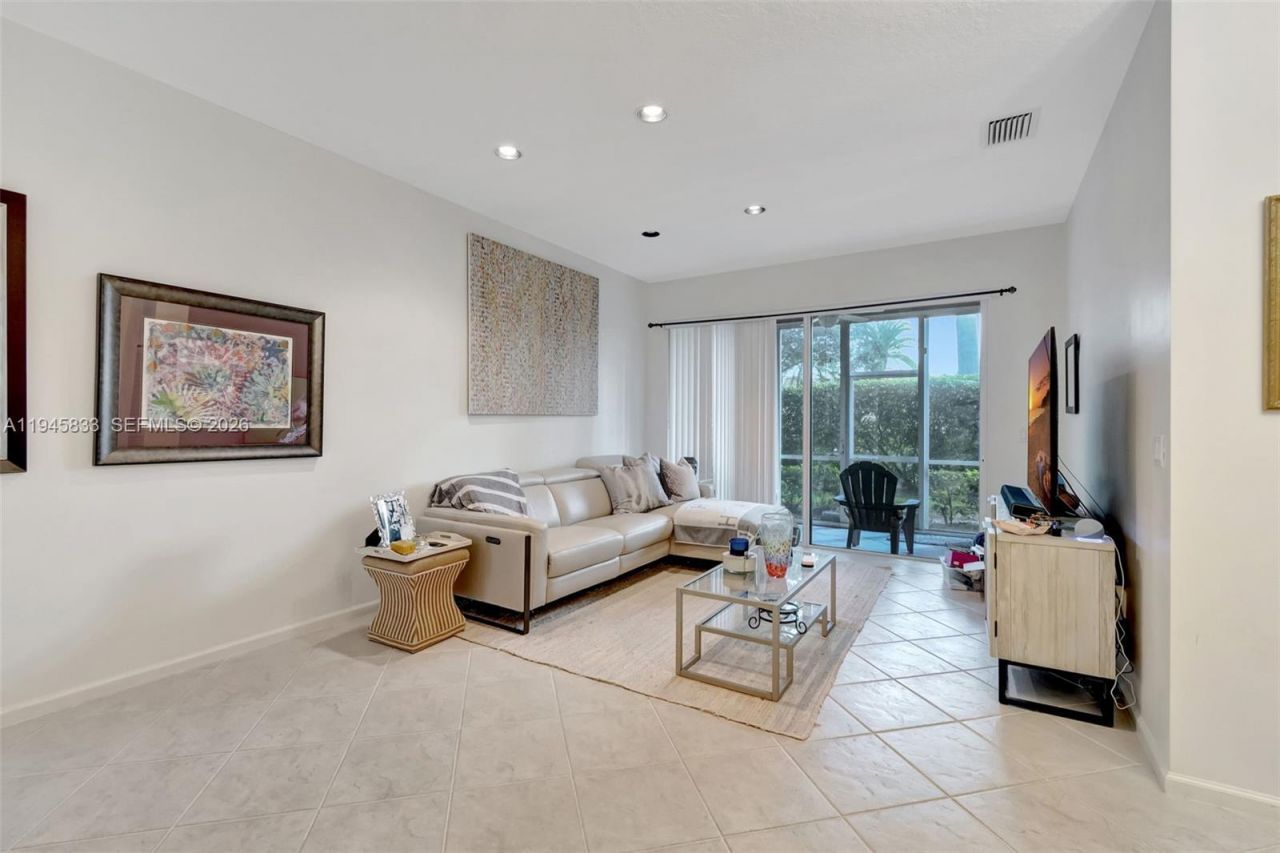 6560 Villa Sonrisa Dr, Unit 1311, Boca Raton, FL 33433 Photo