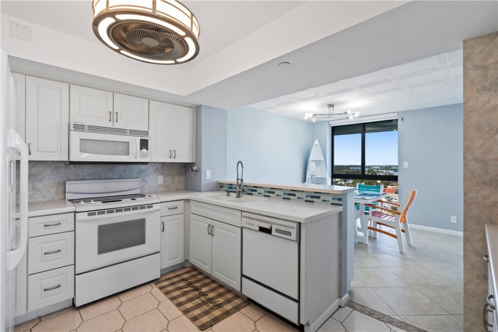 2800 N Highway A1a, Unit PH01, Hutchinson Island, FL 34949 Photo