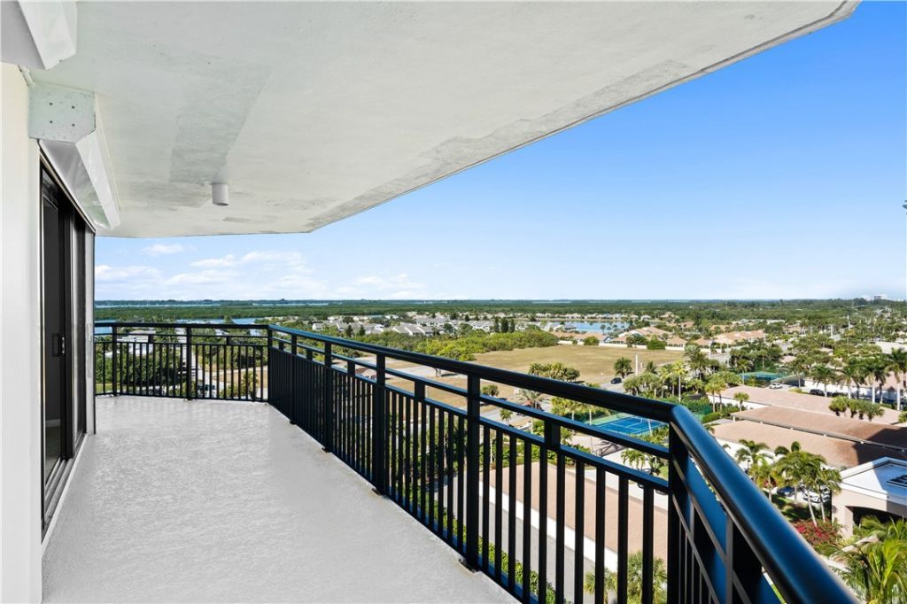 2800 N Highway A1a, Unit PH01, Hutchinson Island, FL 34949 Photo