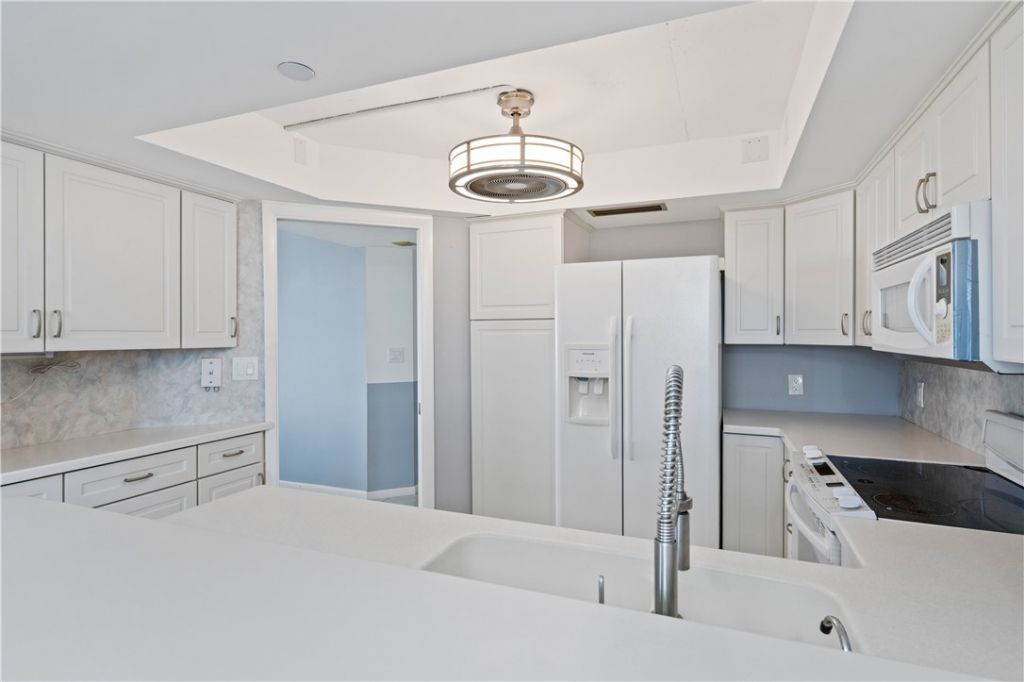 2800 N Highway A1a, Unit PH01, Hutchinson Island, FL 34949 Photo
