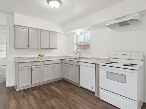 7840 Larchridge Drive, Dallas, TX 75232