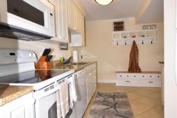 14290 Ocean Hwy. photo 4