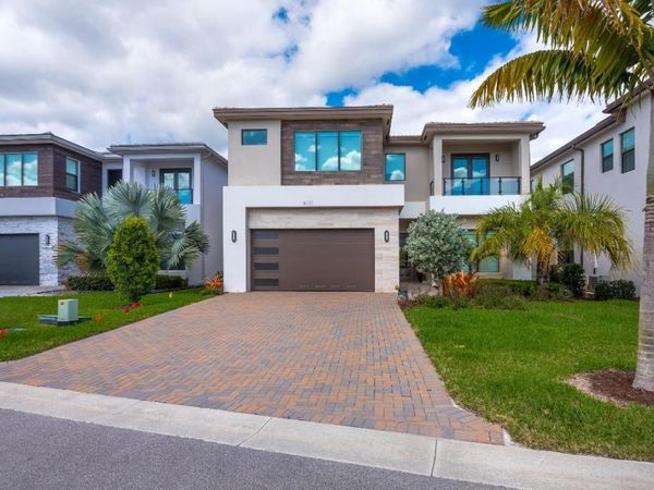 8131 Laurel Falls Drive, Boca Raton, FL 33496