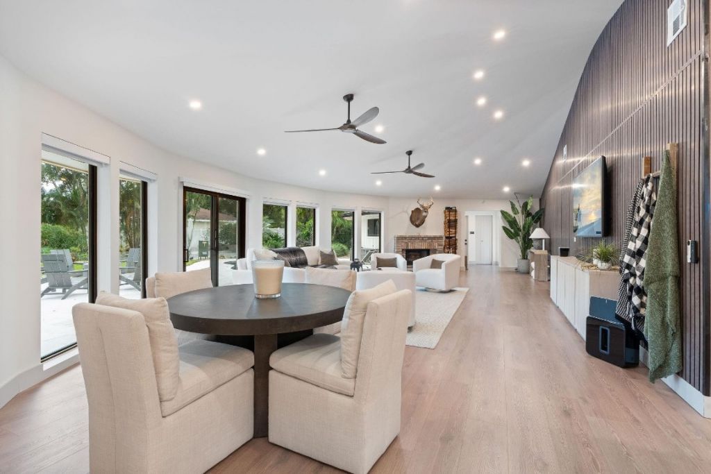 700 S Old Nob Hill Road, Plantation, FL 33324 Photo